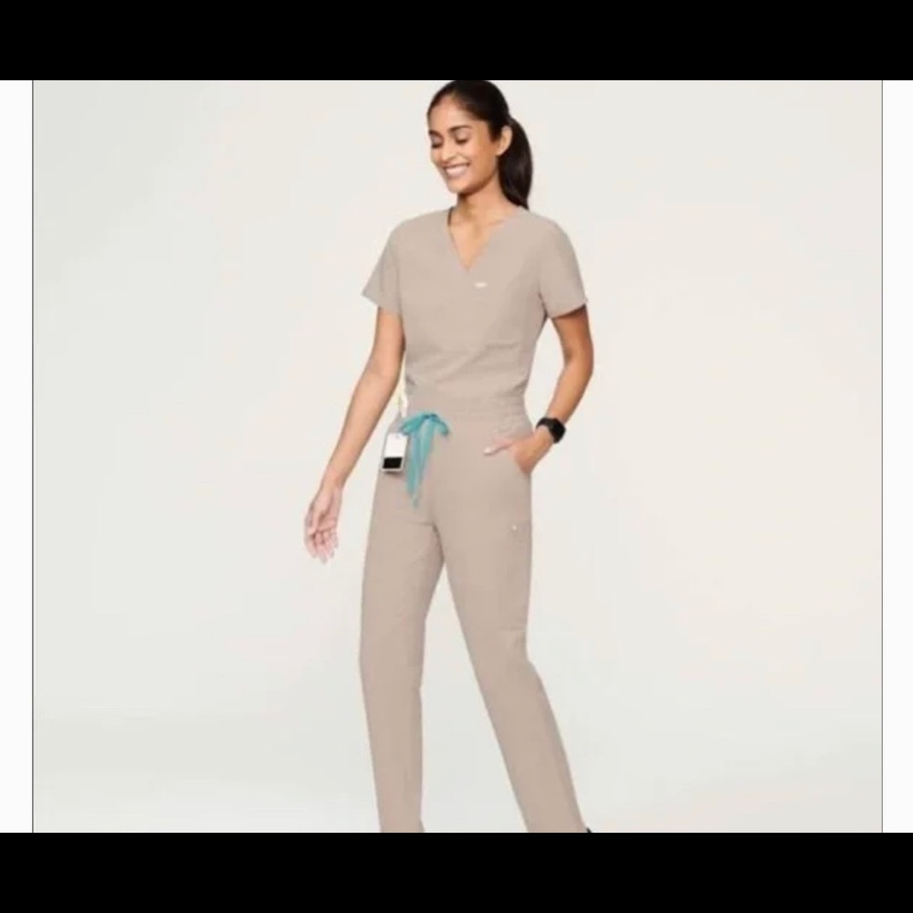 Figs scrubs SET womens XS in boulder